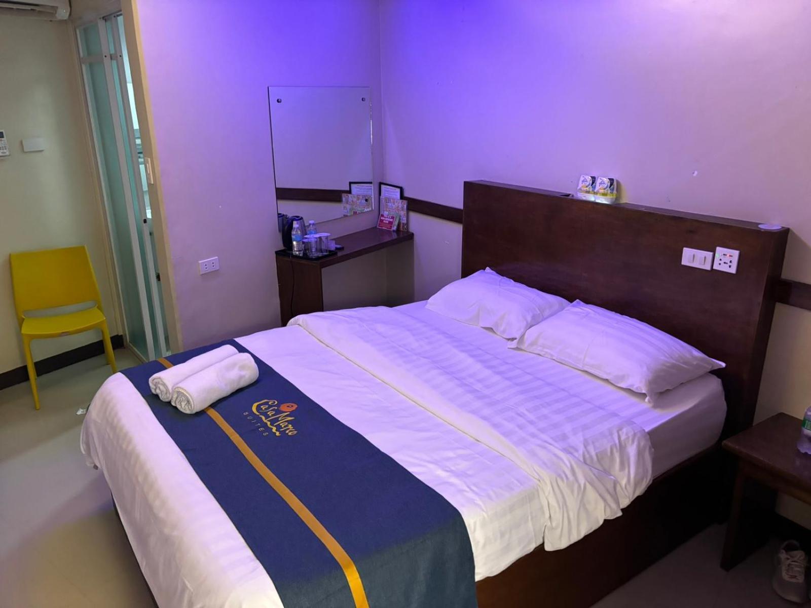 Casa Marco Suites Puerto Galera Powered By Cocotel Экстерьер фото